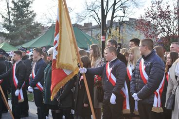 Jarmarkiem Świętomarcińskim uczcili w Widawie dzień 11 listopada